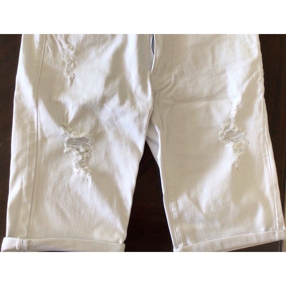 Kancan White Bermuda Shorts